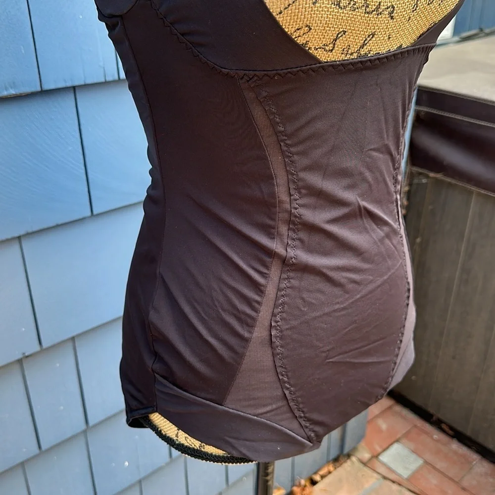 🖤🖤🖤 Maiden form, black,shaper NWT bodice XL stretch